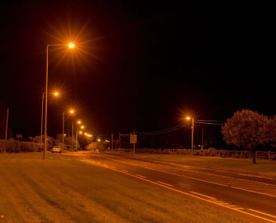 Clara, comté de Kilkenny, éclairage avant le passage aux LED